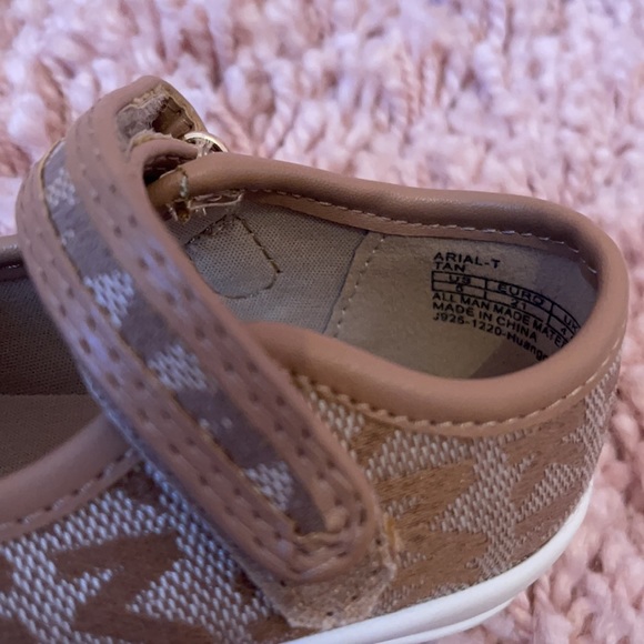 Michael Kors Brown Velcro Sandals - Picture 3 of 4